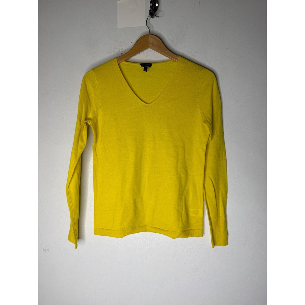 Talbots yellow v neck merino wool lightweight‎ sweater XS